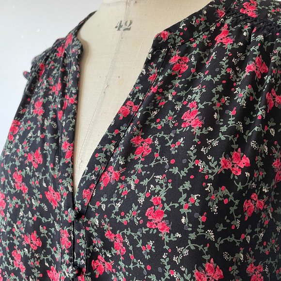 3For$20/Blouse With Buttons - Picture 7 of 9